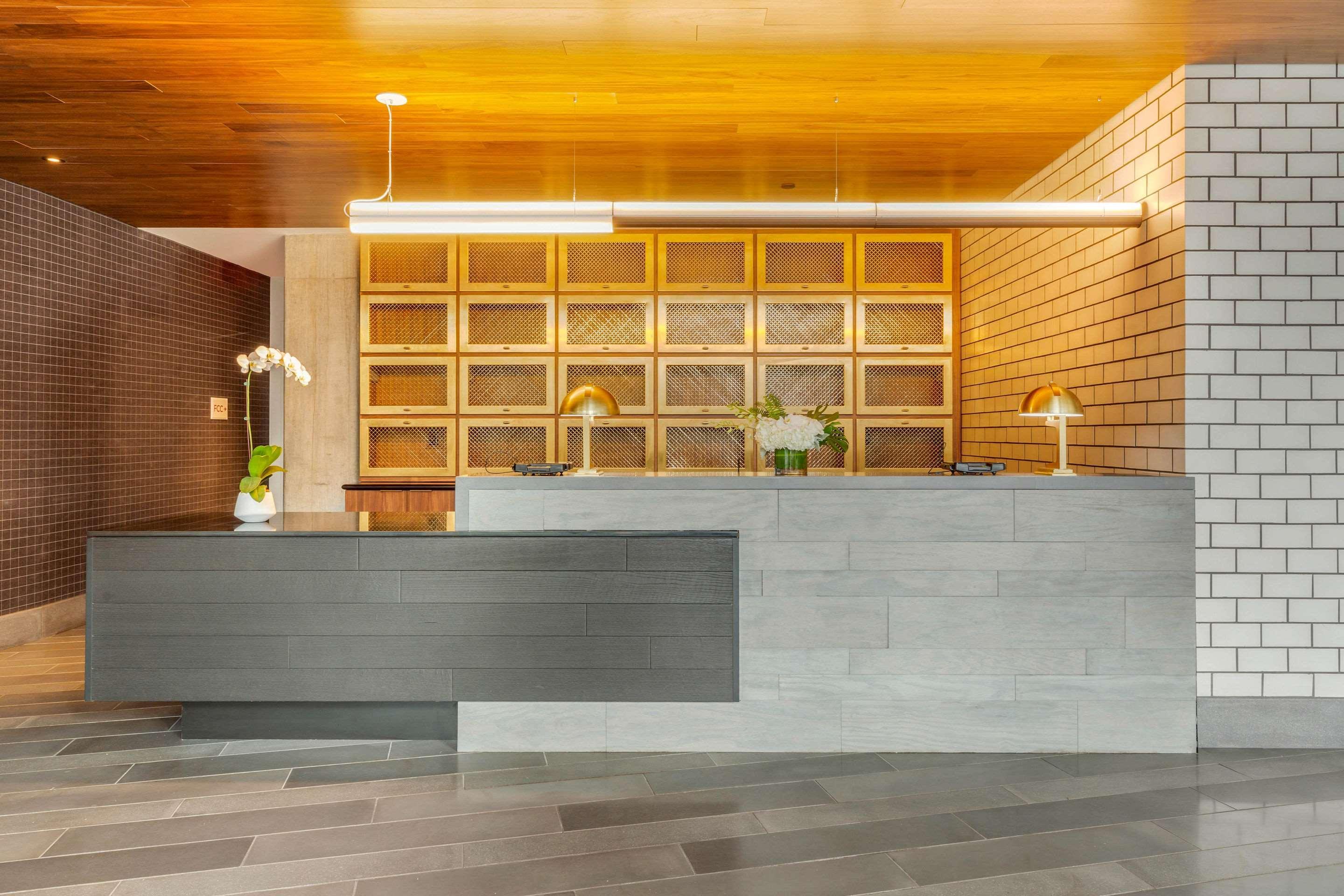 Cambria Hotel Boston Downtown - Seaport Εξωτερικό φωτογραφία