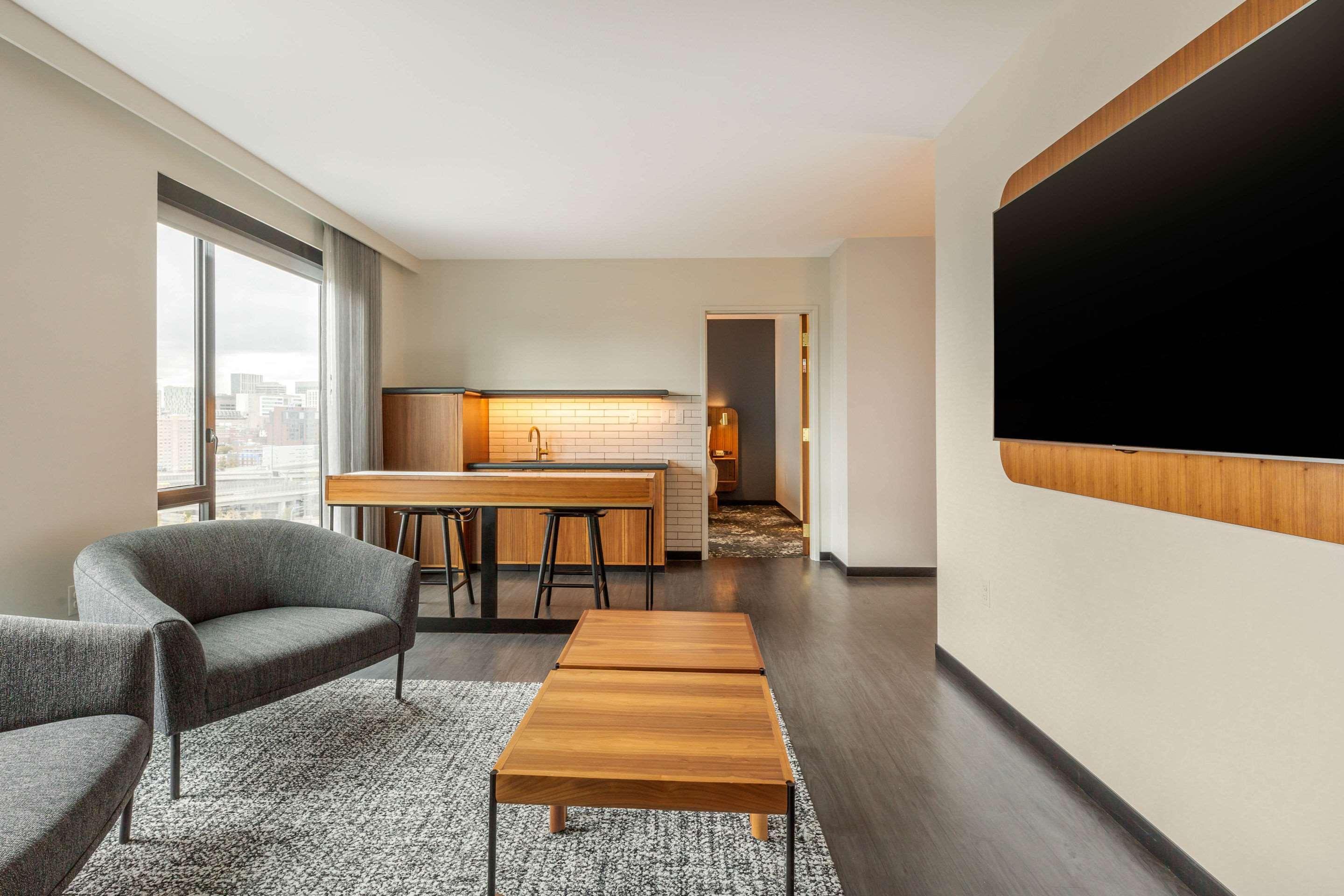 Cambria Hotel Boston Downtown - Seaport Εξωτερικό φωτογραφία