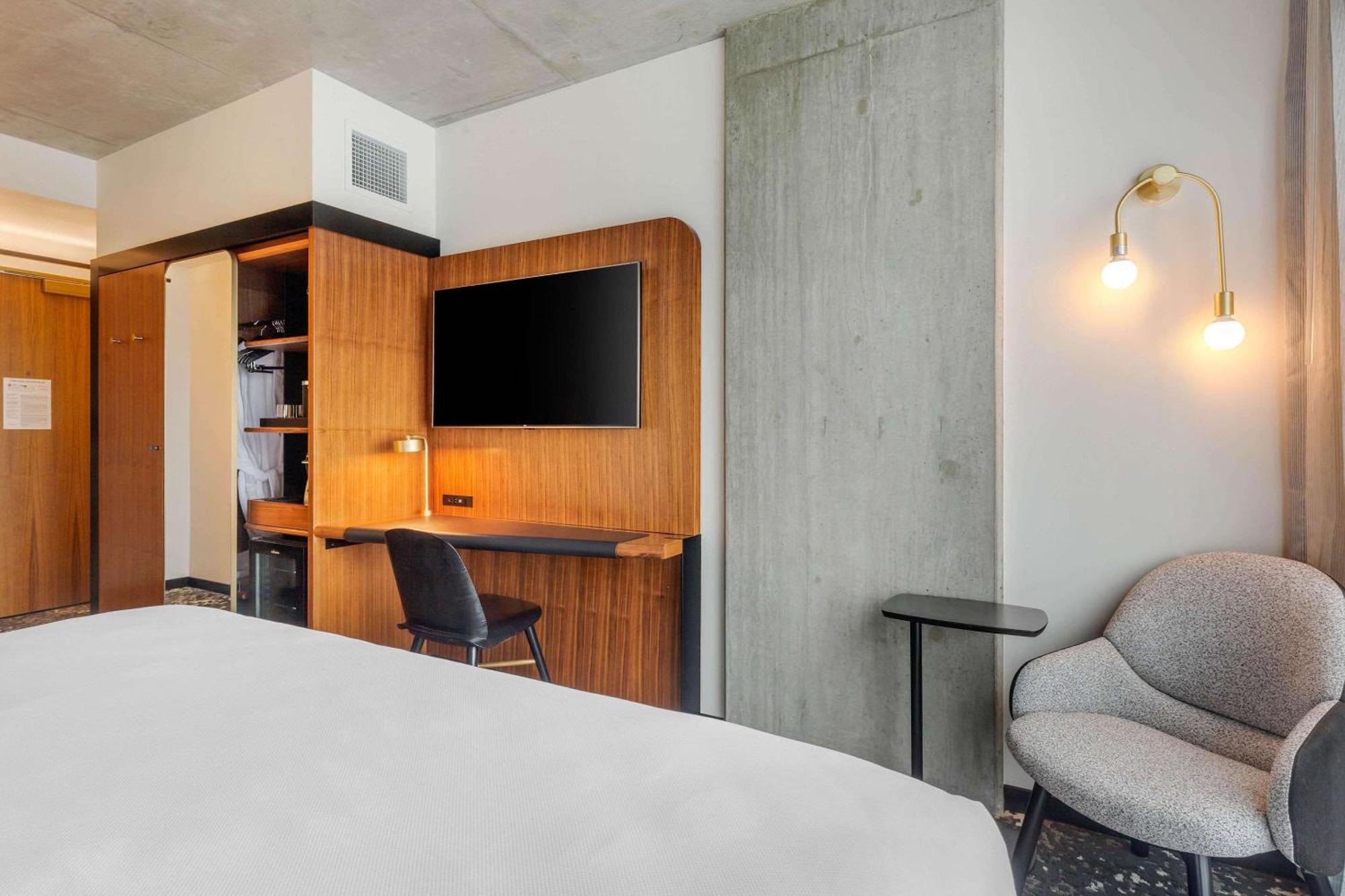 Cambria Hotel Boston Downtown - Seaport Εξωτερικό φωτογραφία